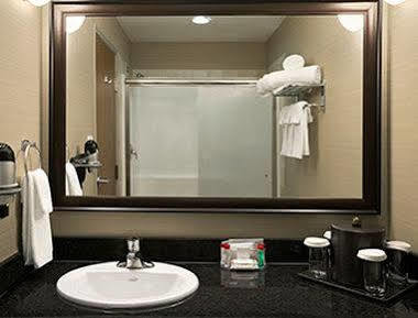 รามาดา บาย วินด์แฮม คองคลิน Hotel Conklin ภายนอก รูปภาพ